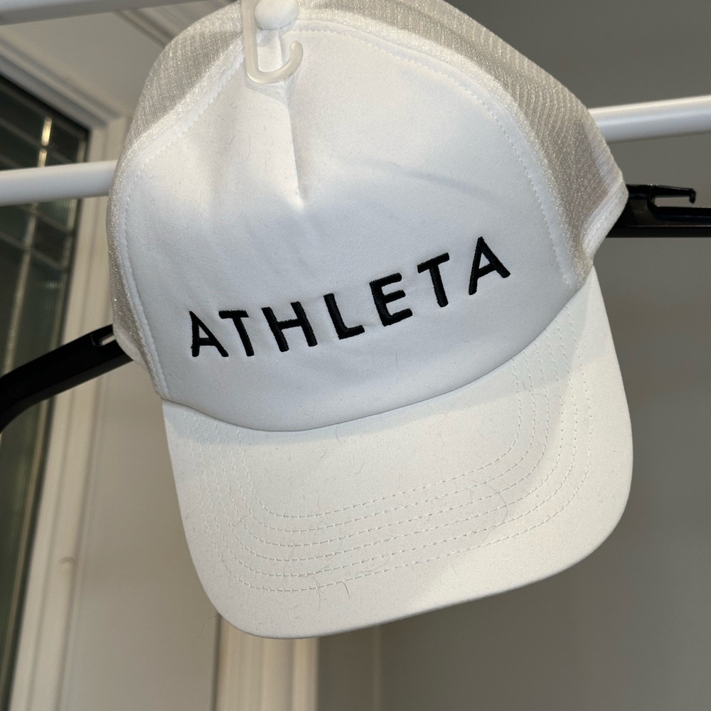 NWOT Athleta White Trucker Cap